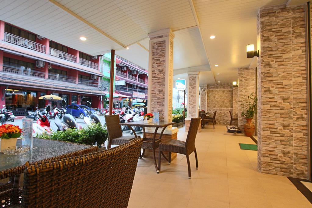 Good Nice Hotel Patong Bagian luar foto